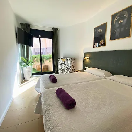 Siena - Modern With Terrace, Parking And Swimming Pool * Lloret de Mar