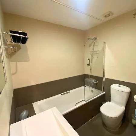 Siena - Modern With Terrace, Parking And Swimming Pool * Lloret de Mar