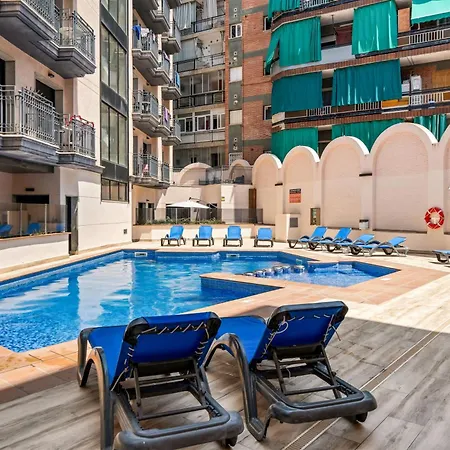 Apartmán Siena - Modern With Terrace, Parking And Swimming Pool Lloret de Mar