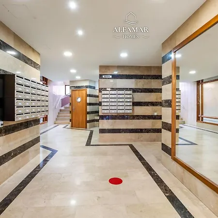 Siena - Modern With Terrace, Parking And Swimming Pool *